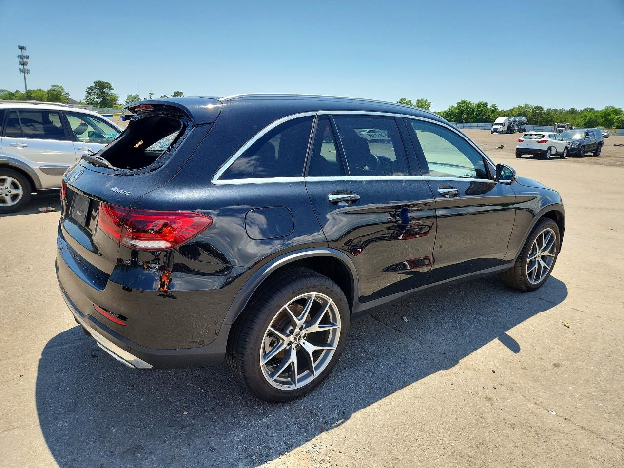 2022 MERCEDES-BENZ GLC 300 4MATIC — снимка 3