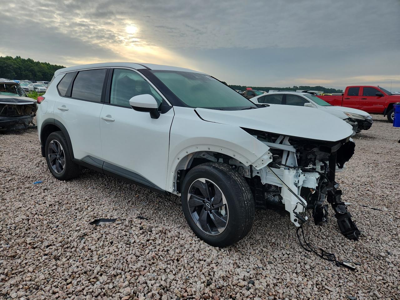 2025 NISSAN ROGUE SV — снимка 4