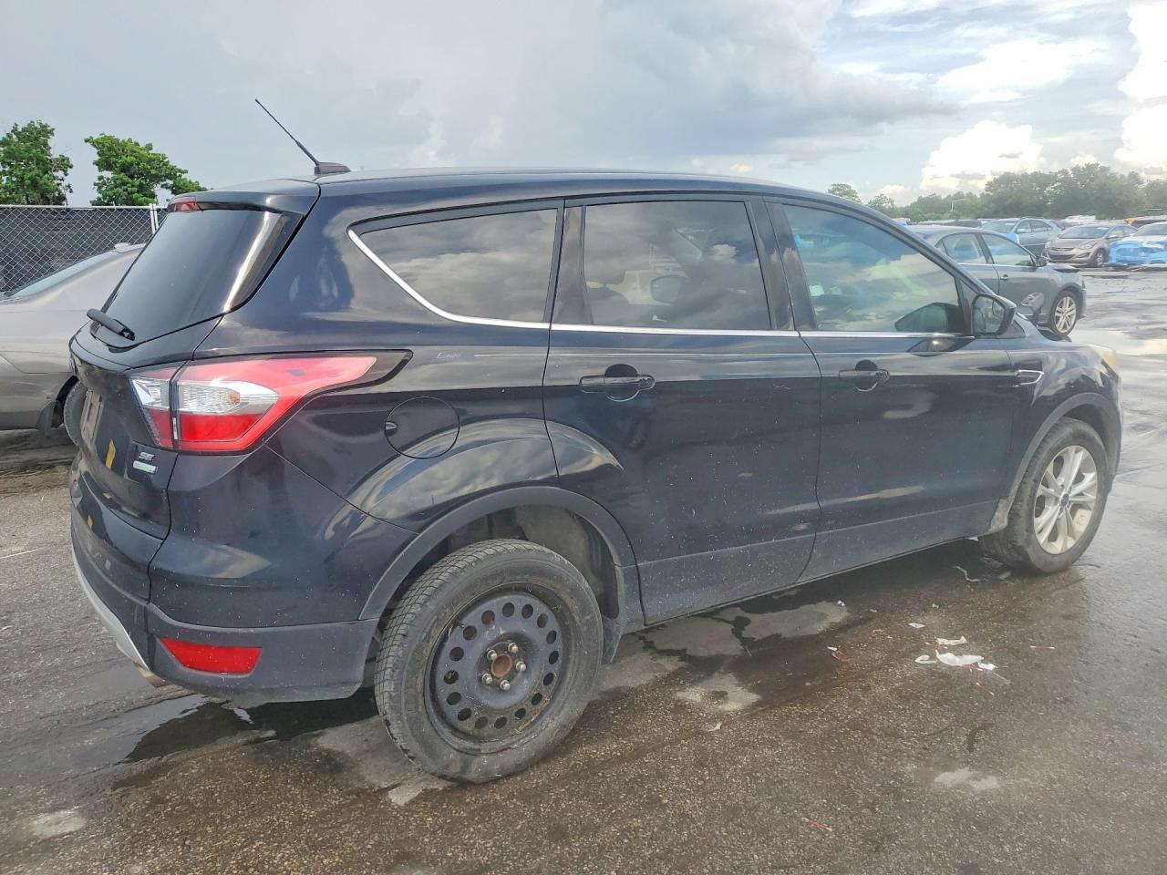 2017 FORD ESCAPE SE — снимка 3