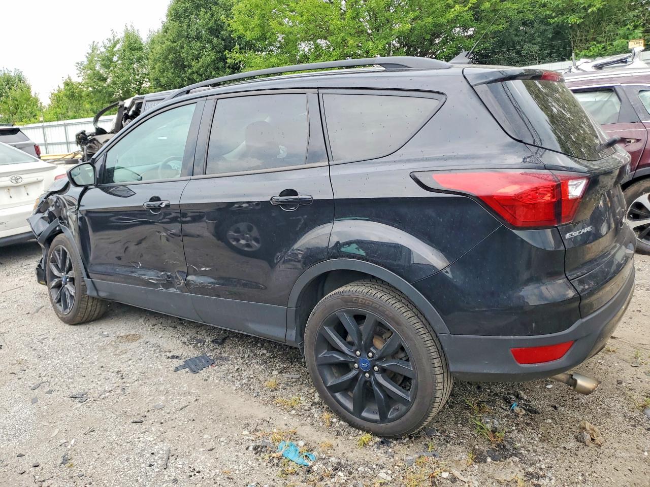 2019 FORD ESCAPE SE — снимка 2