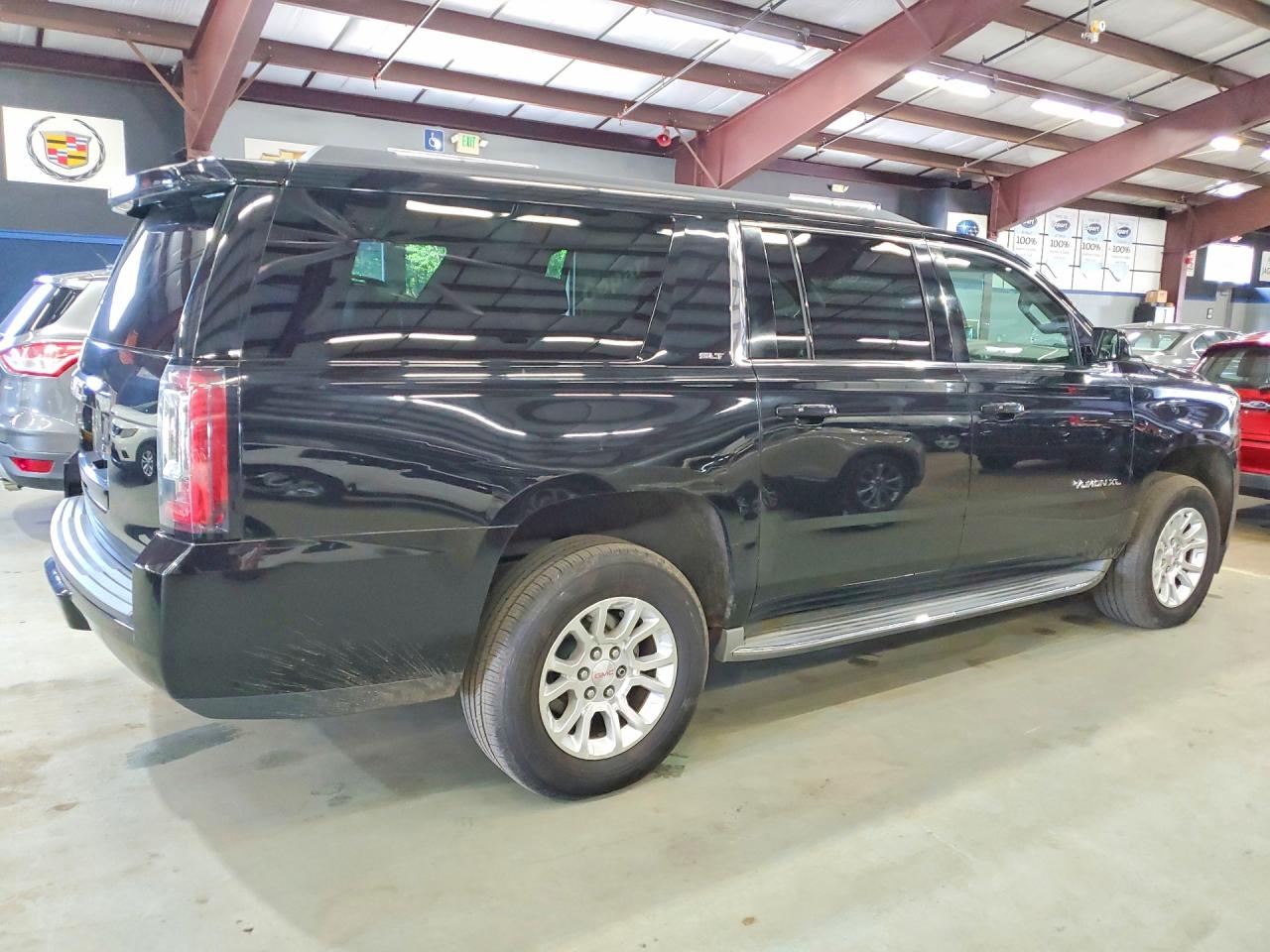 2016 GMC YUKON XL K1500 SLT — снимка 3