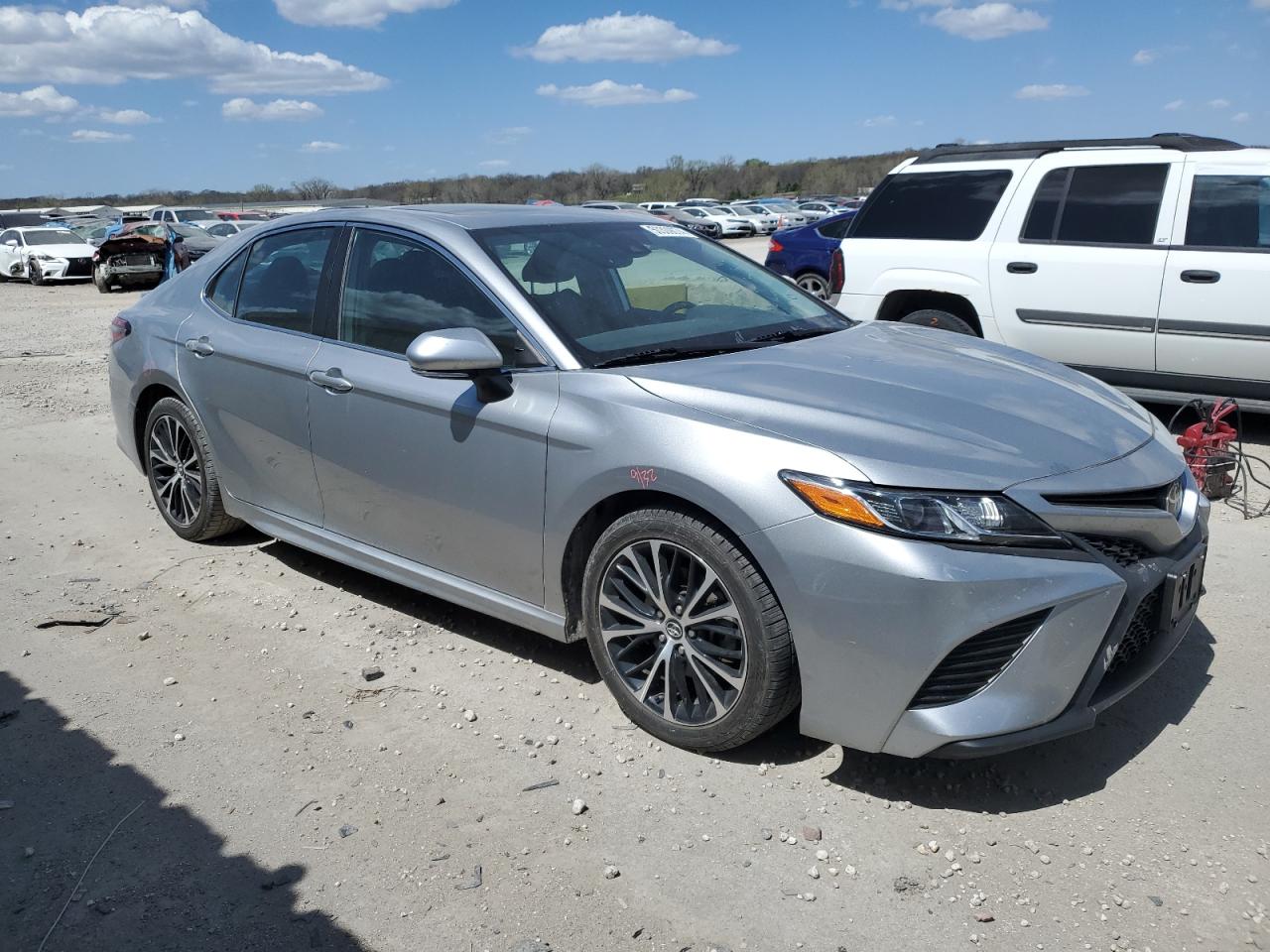 2019 TOYOTA CAMRY SE — снимка 4
