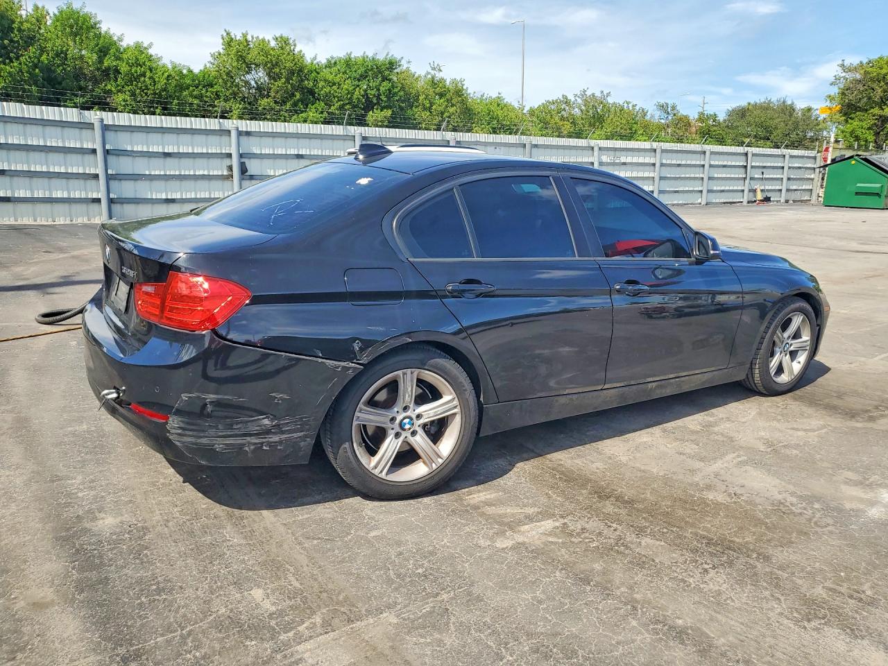 2014 BMW 328 I — снимка 3