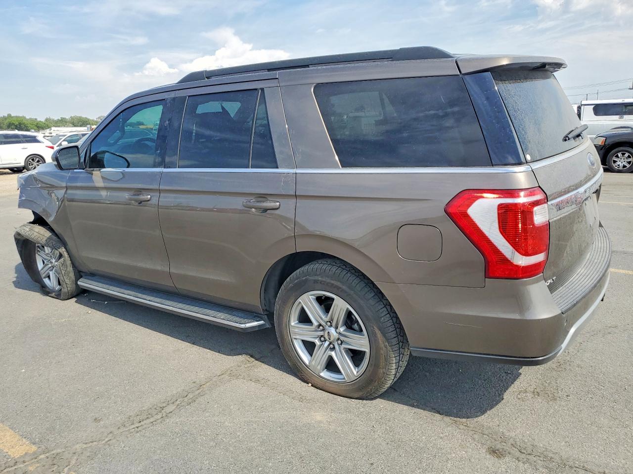 2019 FORD EXPEDITION XLT — снимка 2