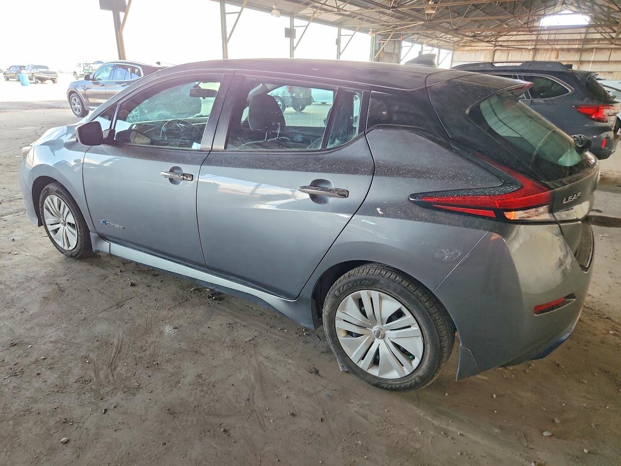 2019 NISSAN LEAF S — снимка 2