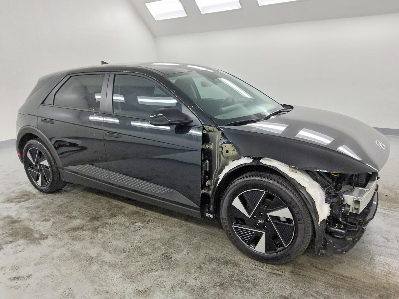 2025 HYUNDAI IONIQ 5 SE — снимка 4