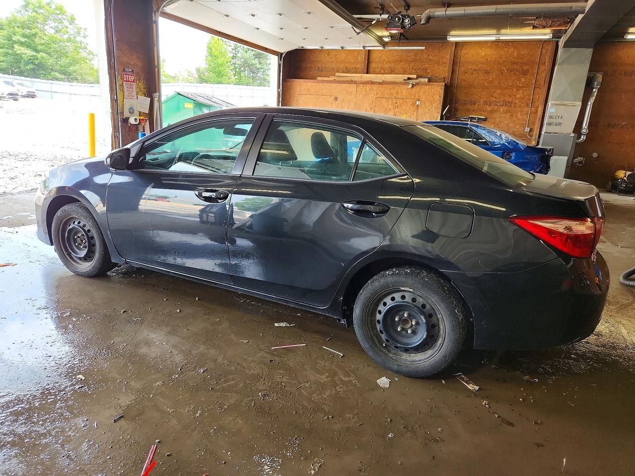 2018 TOYOTA COROLLA LE — снимка 2