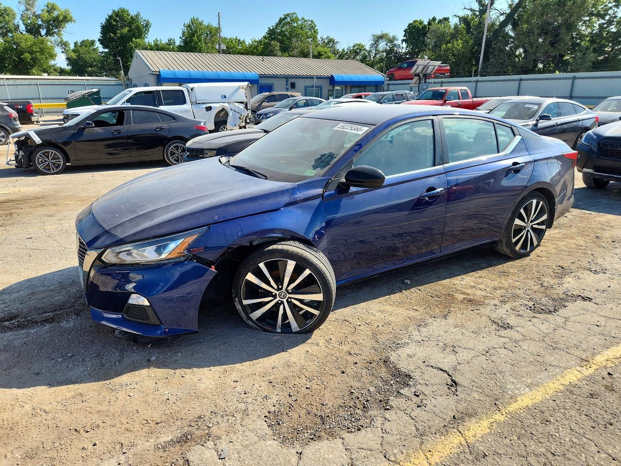 2022 NISSAN ALTIMA SR