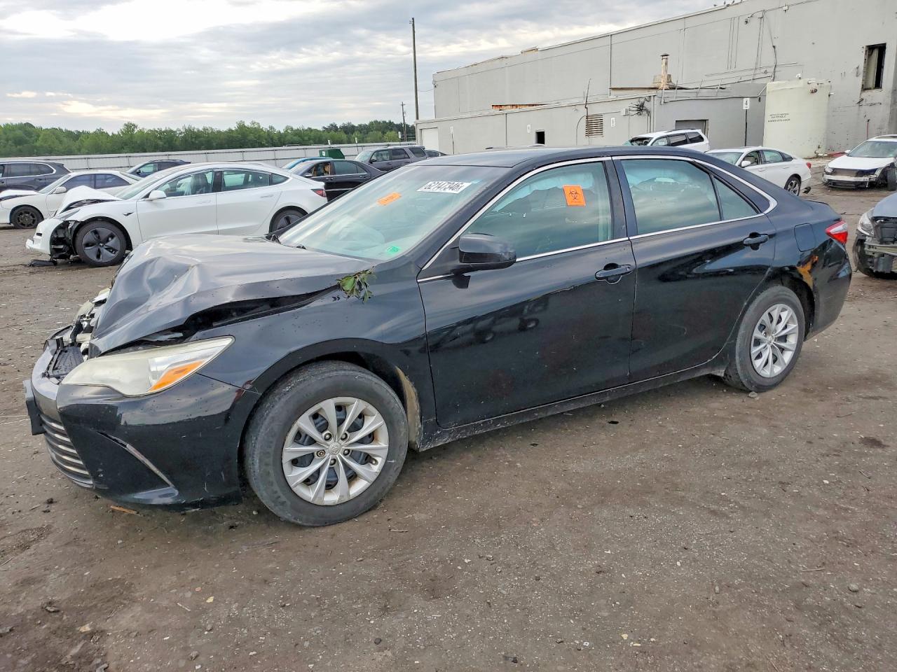 2016 TOYOTA CAMRY LE