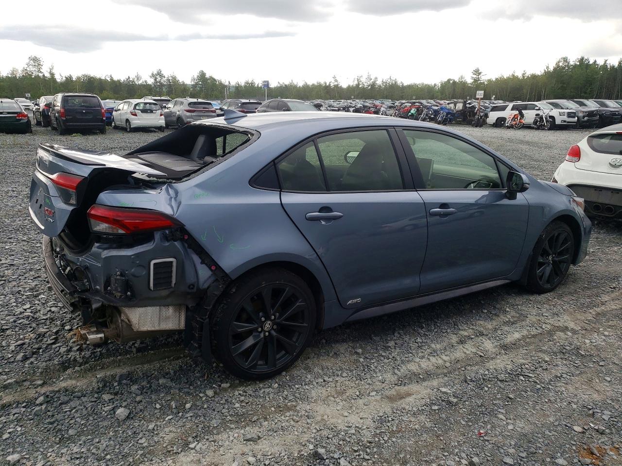 2025 TOYOTA COROLLA XSE — снимка 3