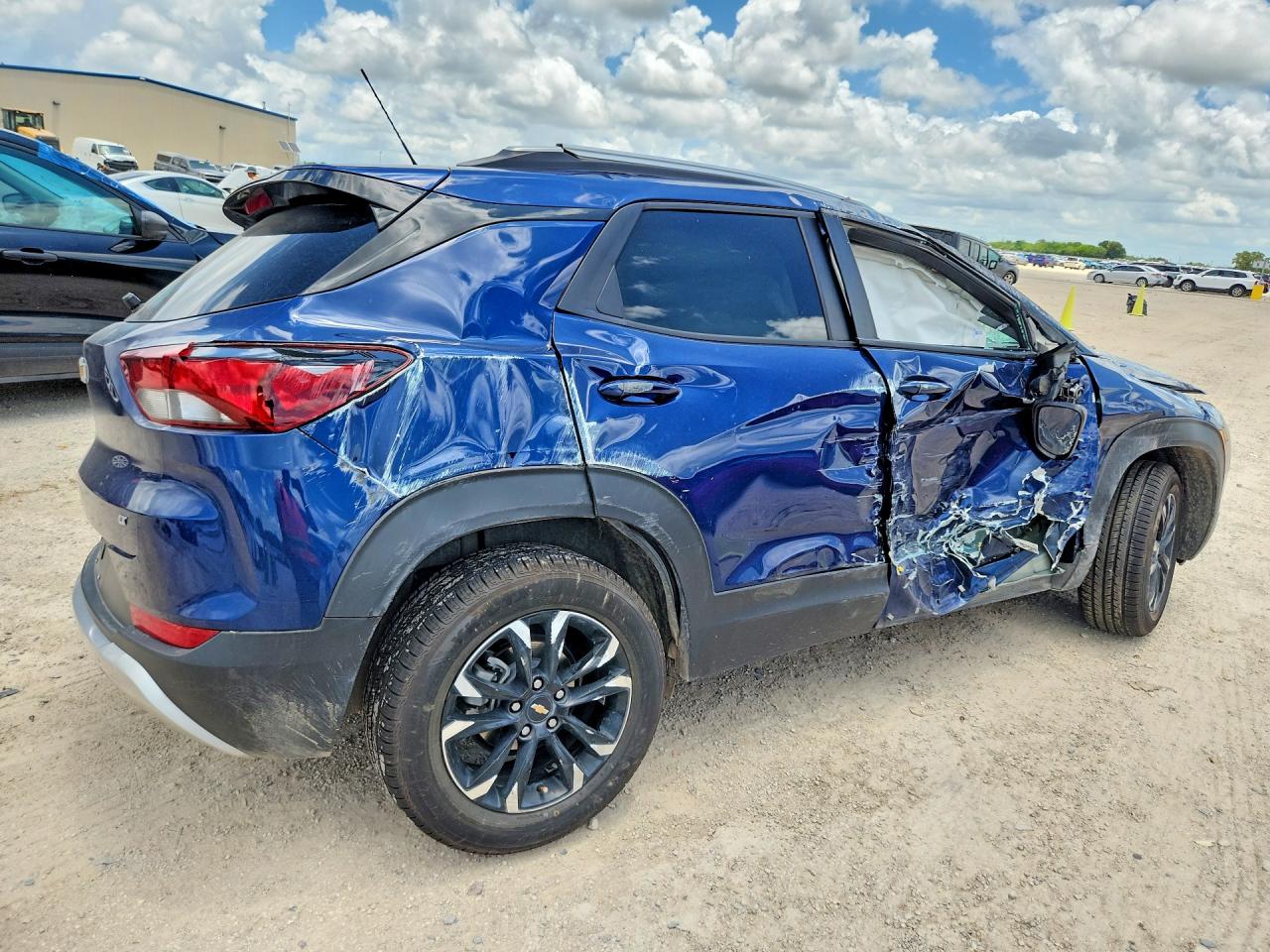2023 CHEVROLET TRAILBLAZER LT — снимка 3