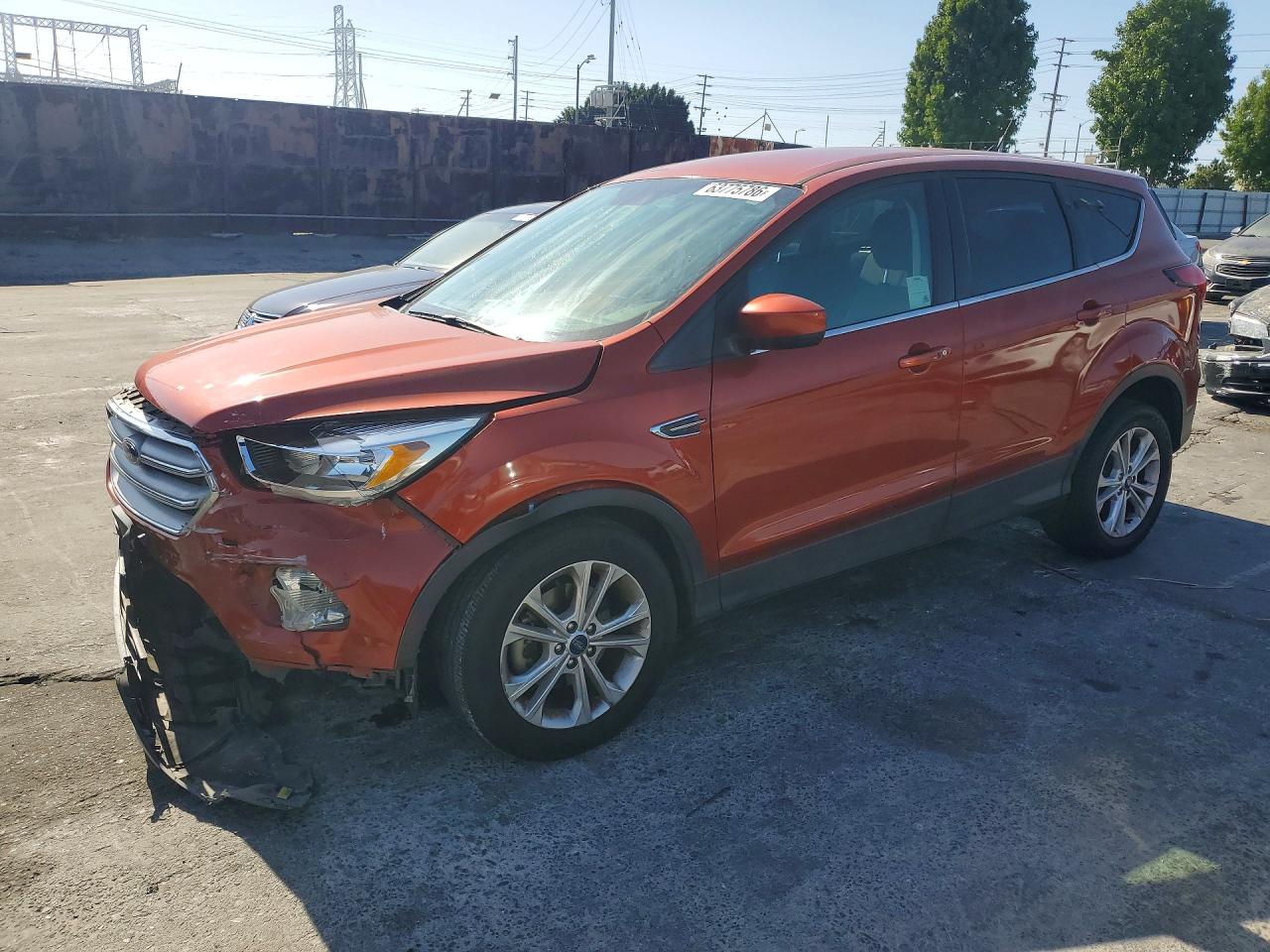 2019 FORD ESCAPE SE