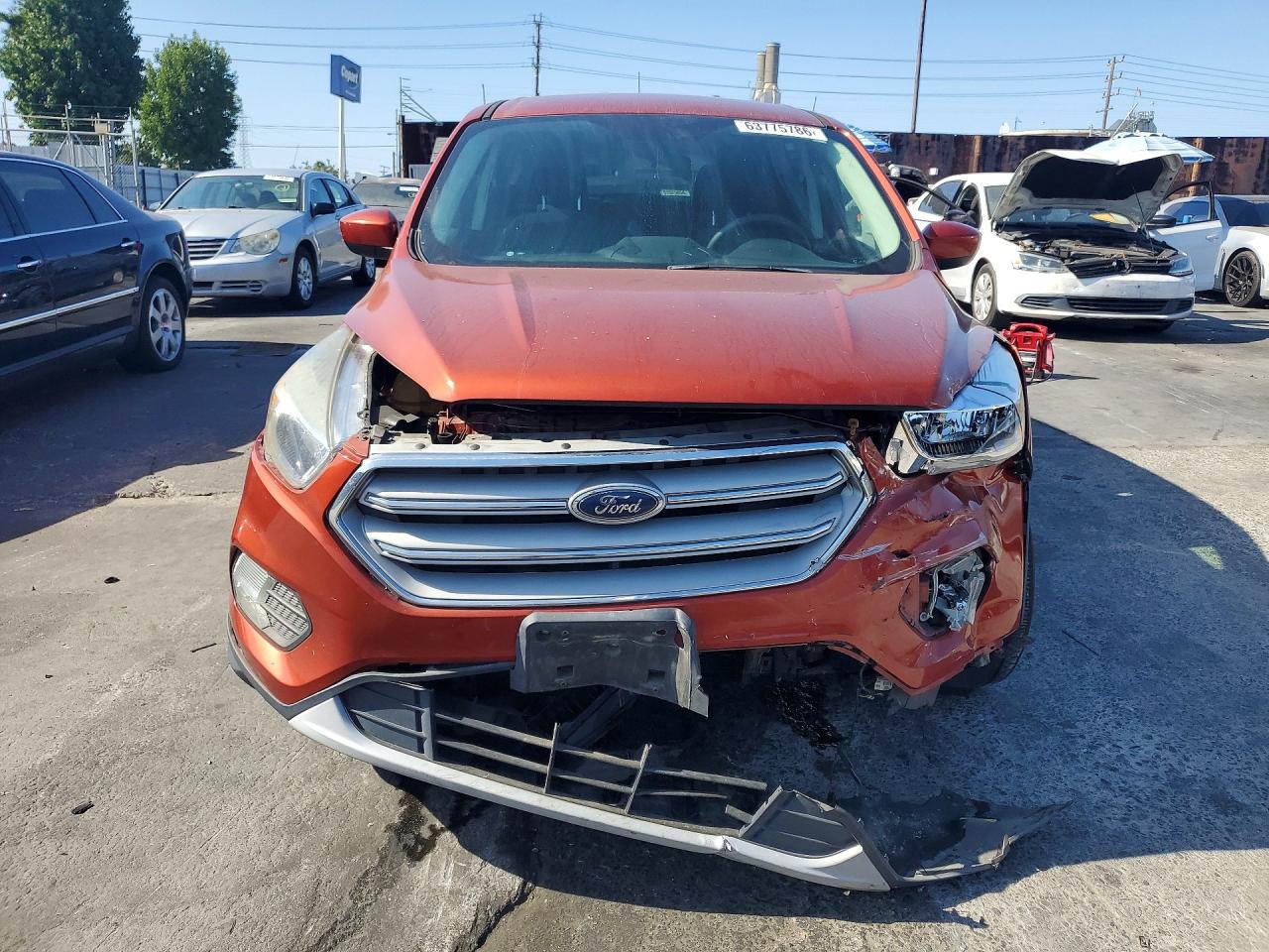 2019 FORD ESCAPE SE — снимка 5