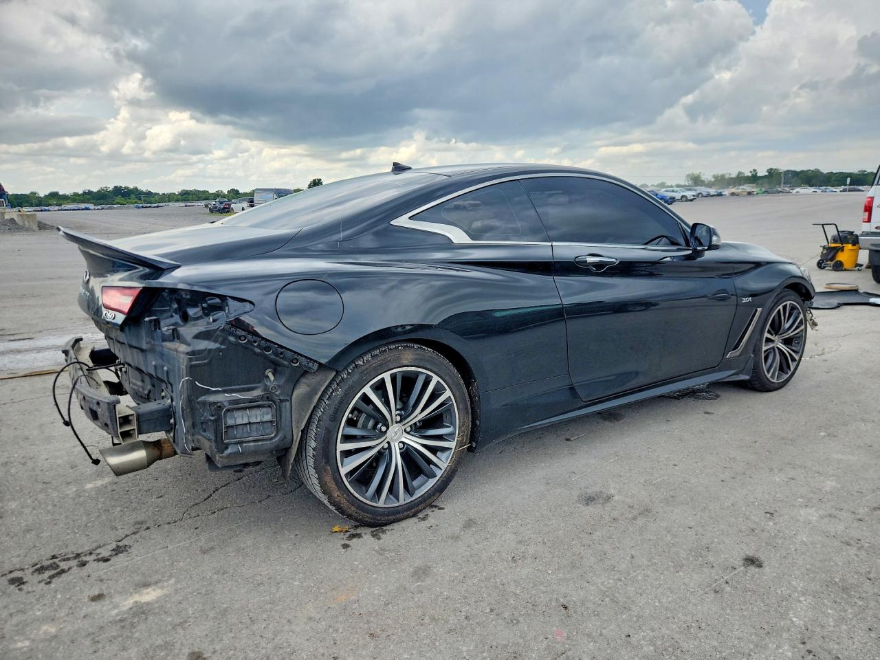 2017 INFINITI Q60 3.0T PREMIUM — снимка 3