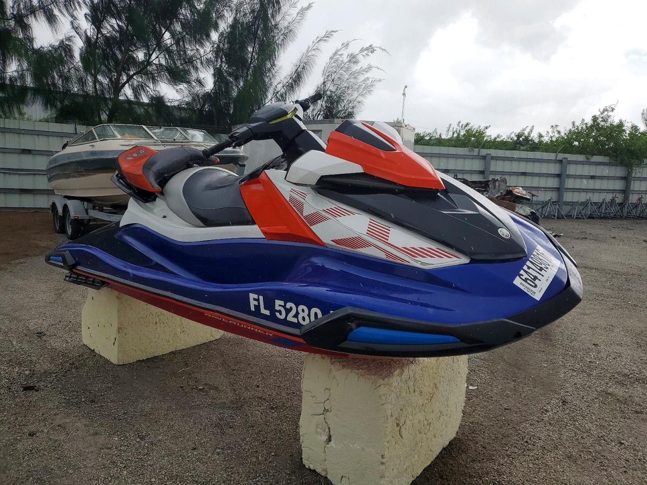 2022 YAMAHA JET SKI