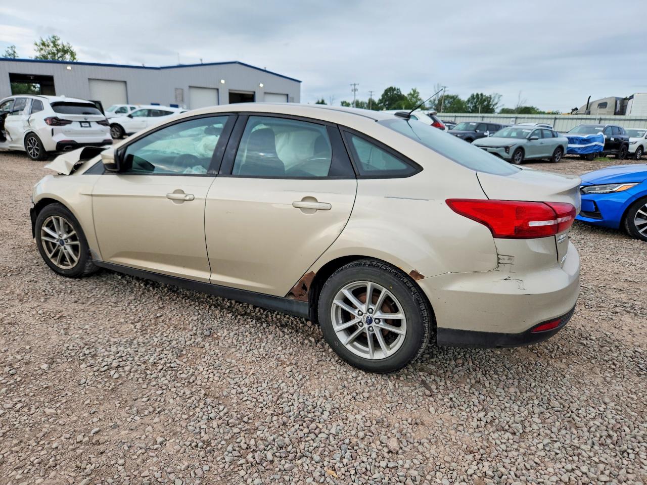 2017 FORD FOCUS SE — снимка 2