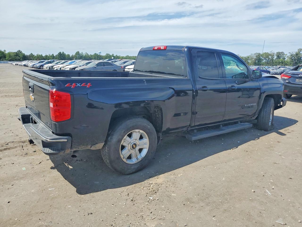 2018 CHEVROLET SILVERADO K1500 LT — снимка 3