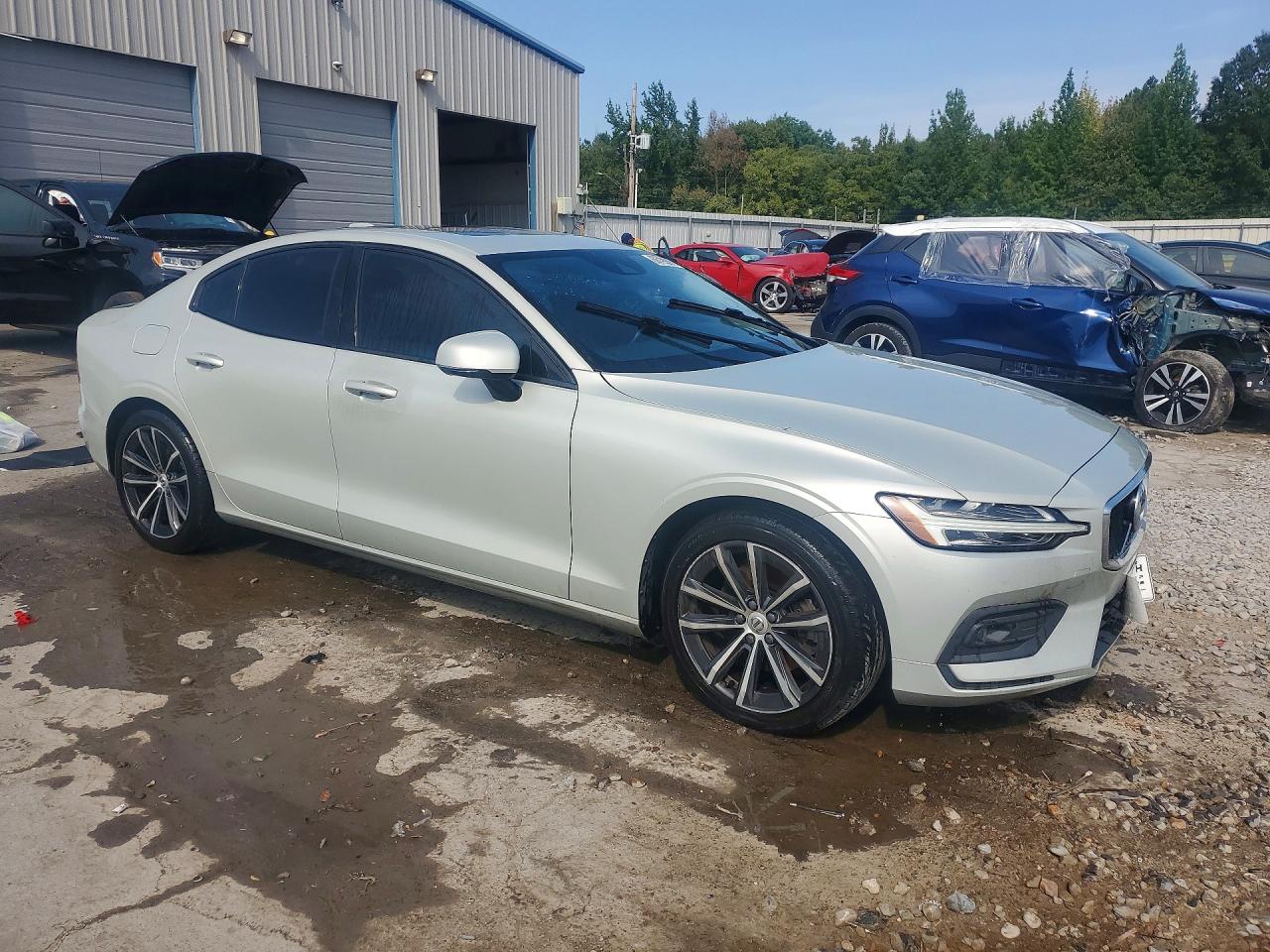 2021 VOLVO S60 T5 MOMENTUM — снимка 4