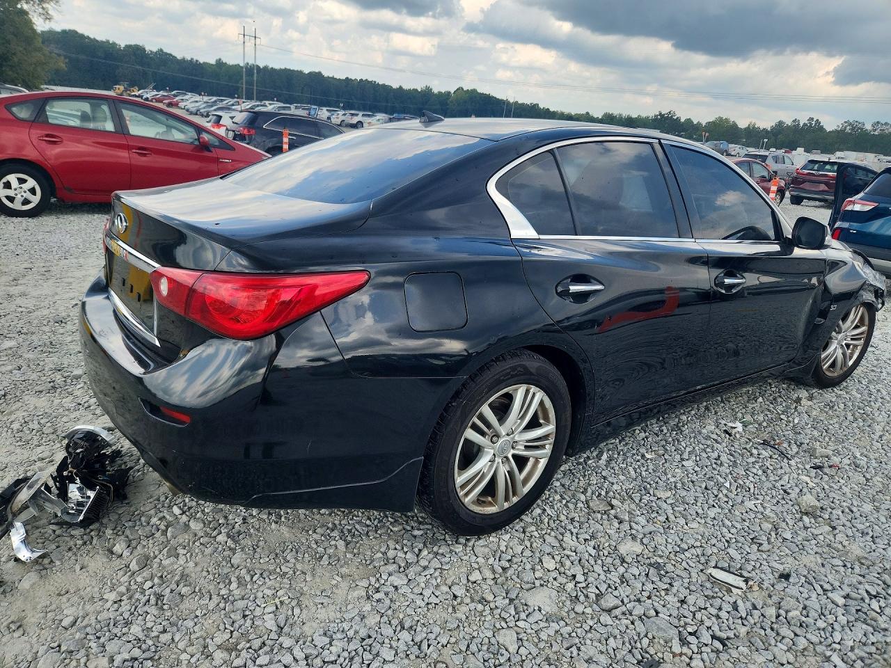 2015 INFINITI Q50 BASE — снимка 3