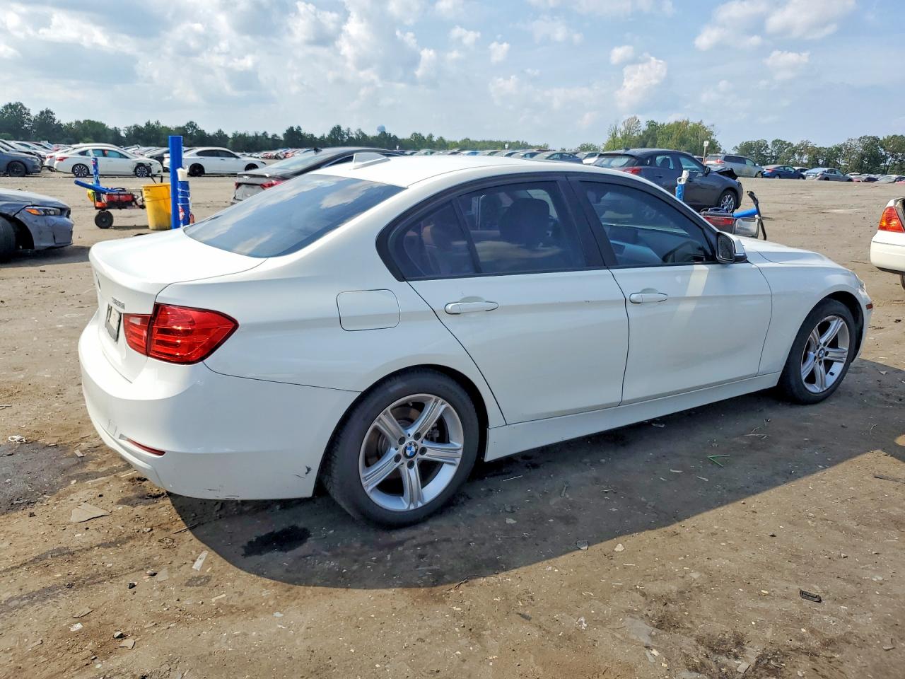 2013 BMW 328 I — снимка 3