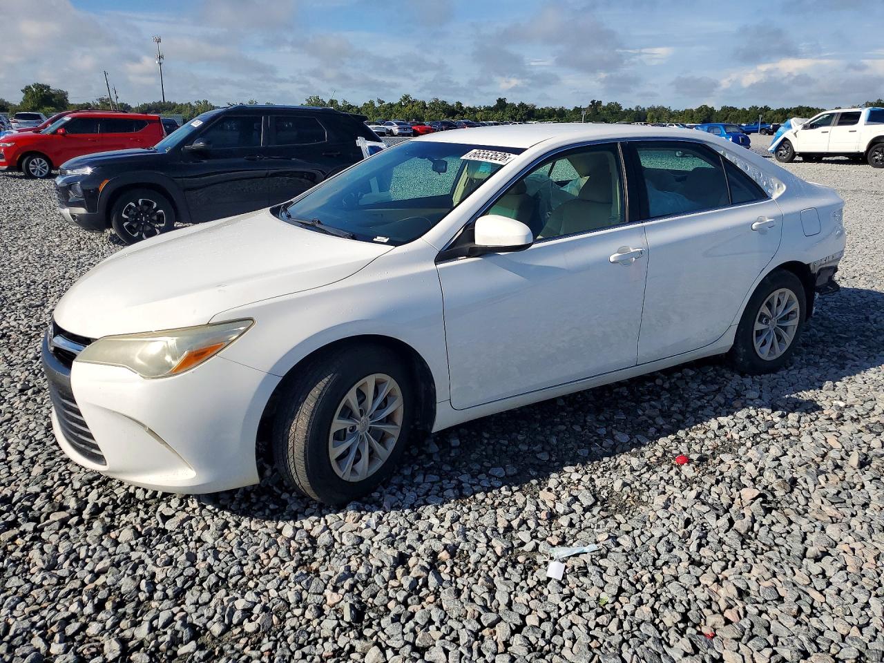 2015 TOYOTA CAMRY LE