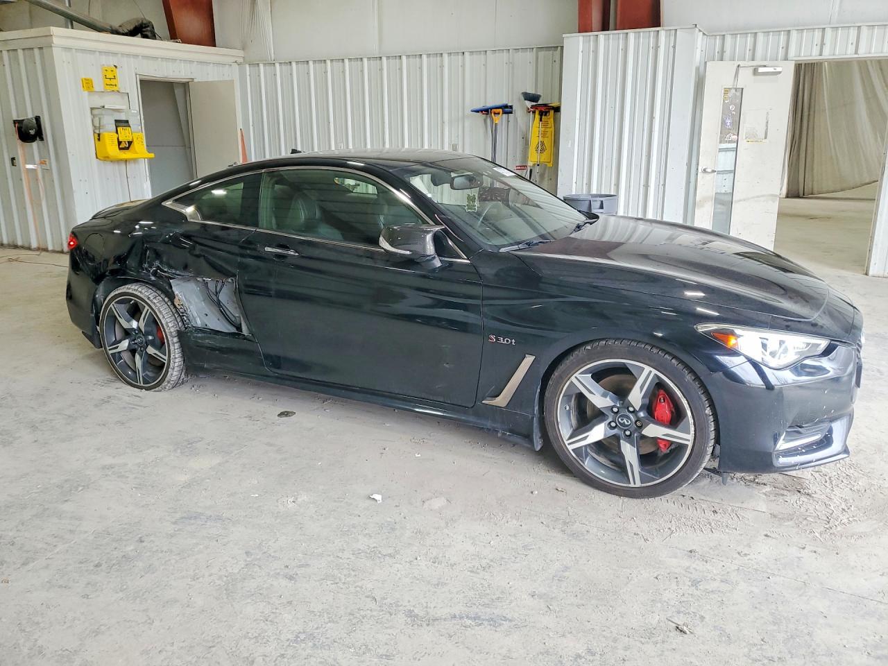 2018 INFINITI Q60 RED SPORT 400 — снимка 4