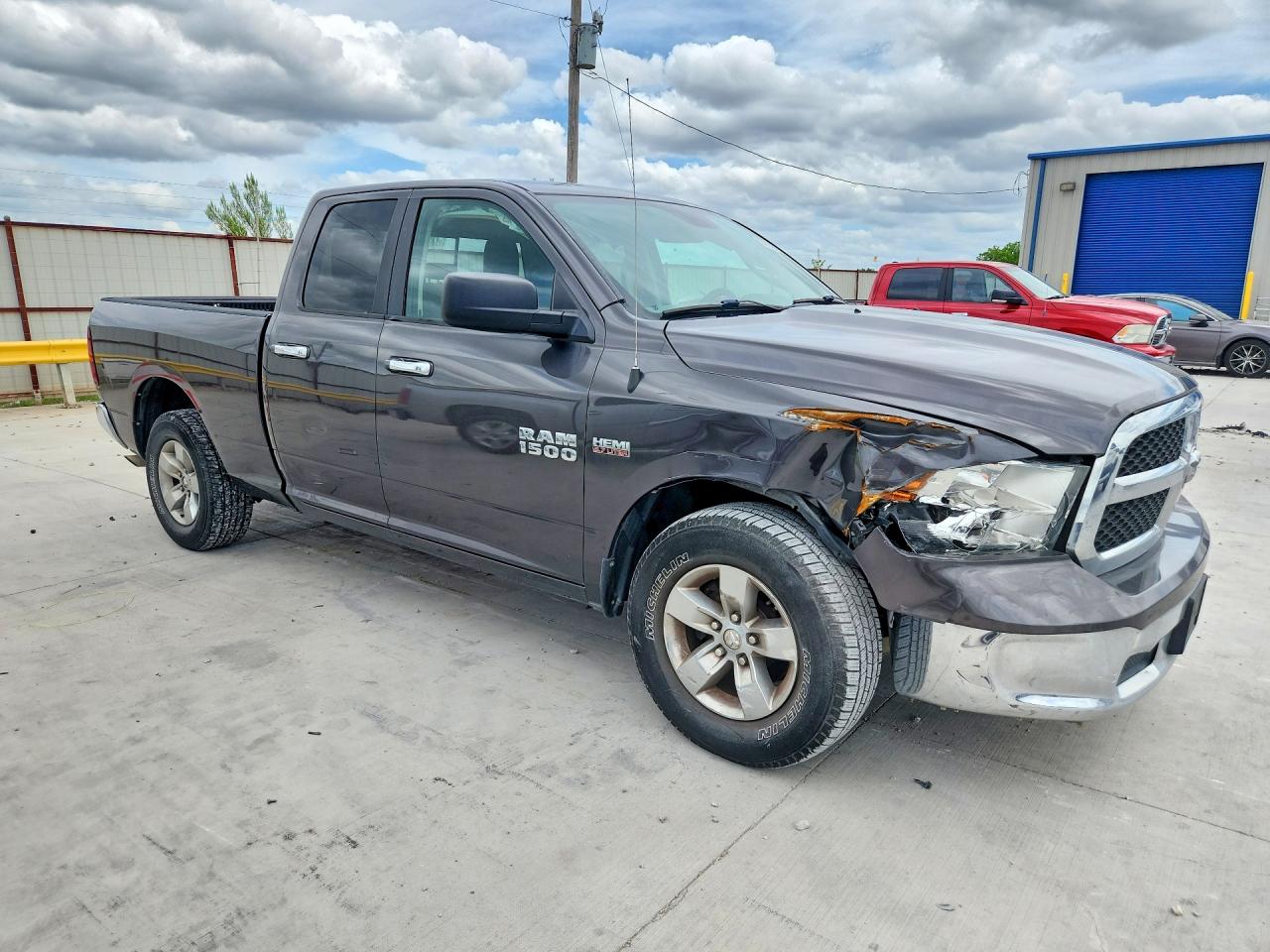 2017 RAM 1500 SLT — снимка 4