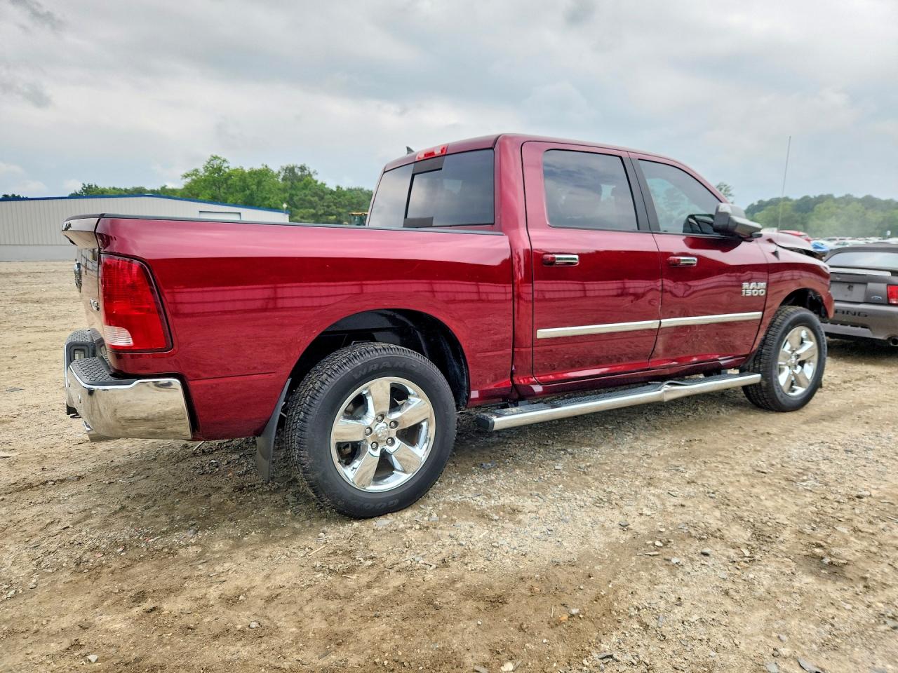 2017 RAM 1500 SLT — снимка 3