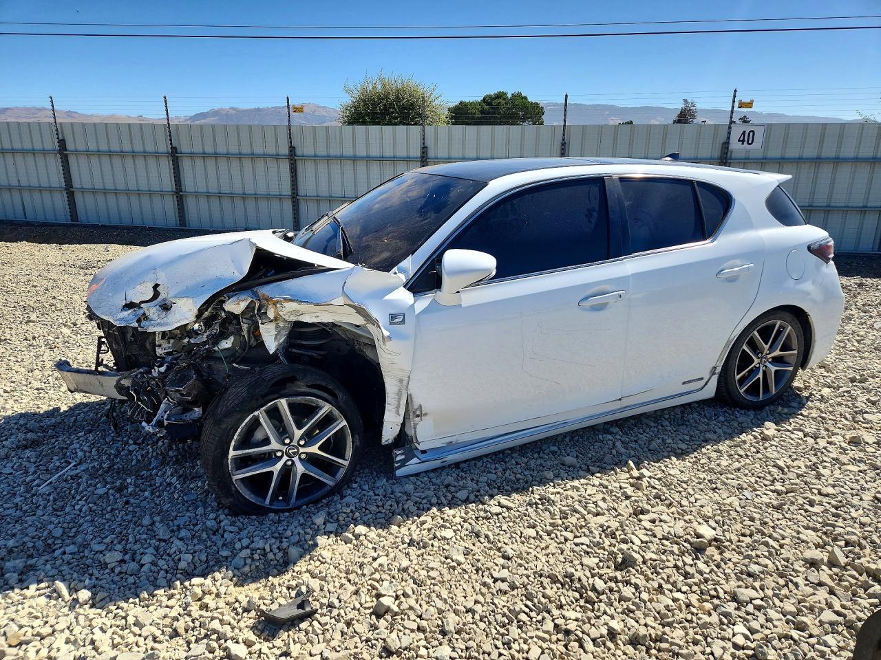 2015 LEXUS CT 200
