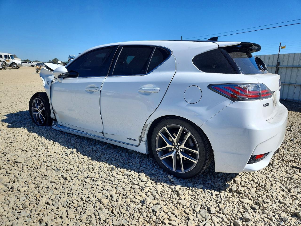 2015 LEXUS CT 200 — снимка 2