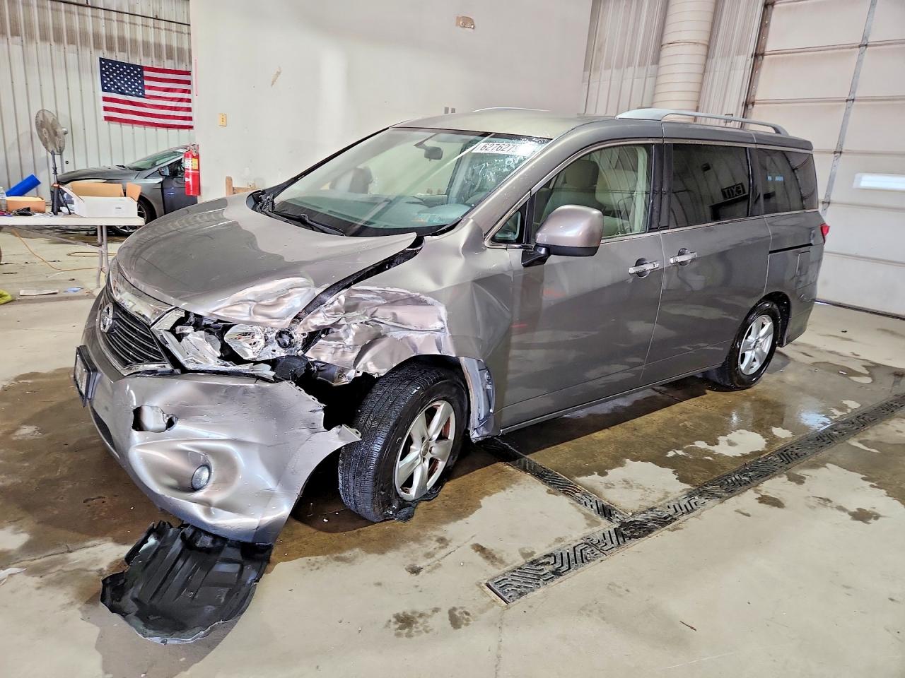 2017 NISSAN QUEST SV