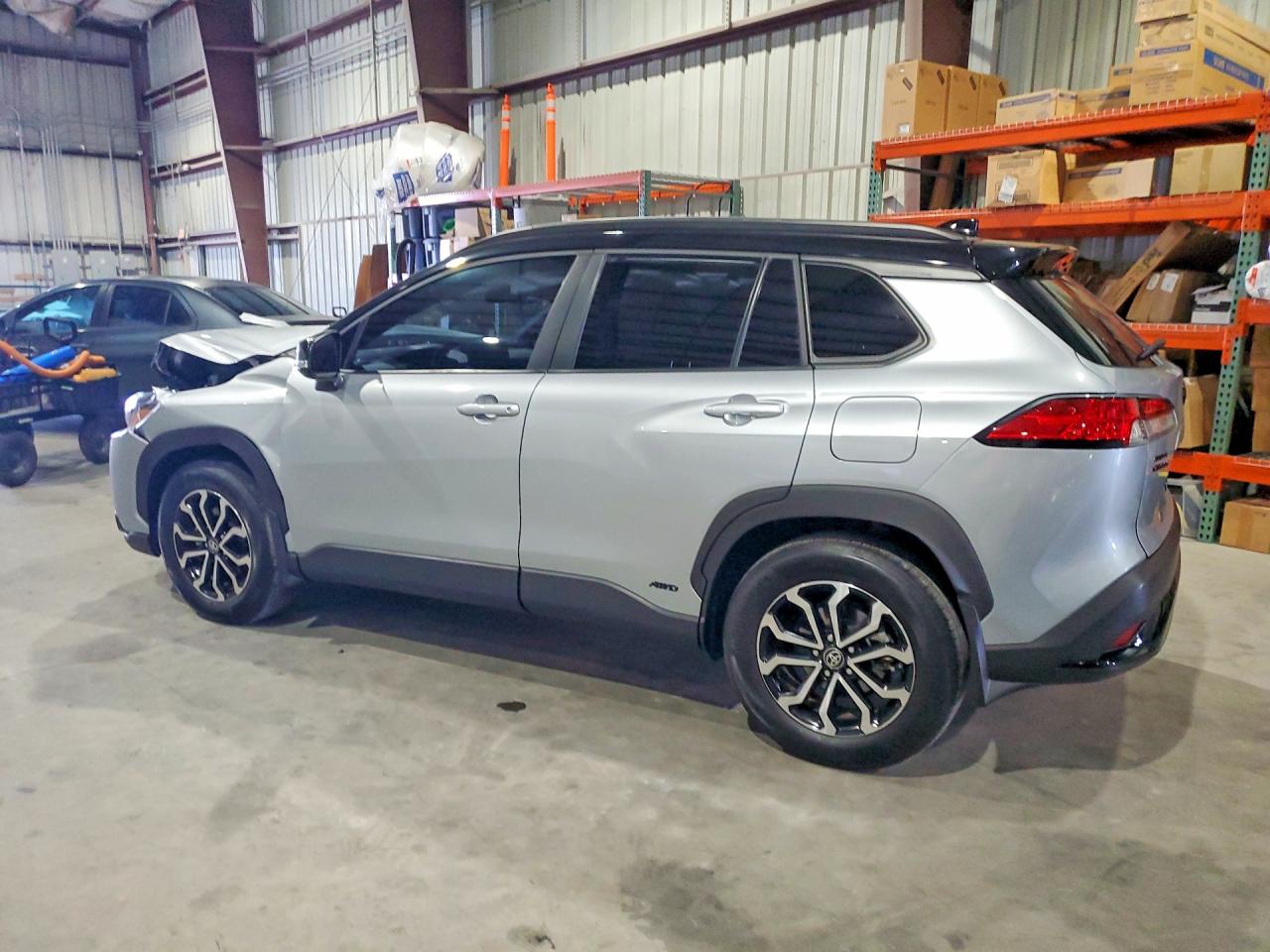 2024 TOYOTA COROLLA CROSS HYBRID SE — снимка 2