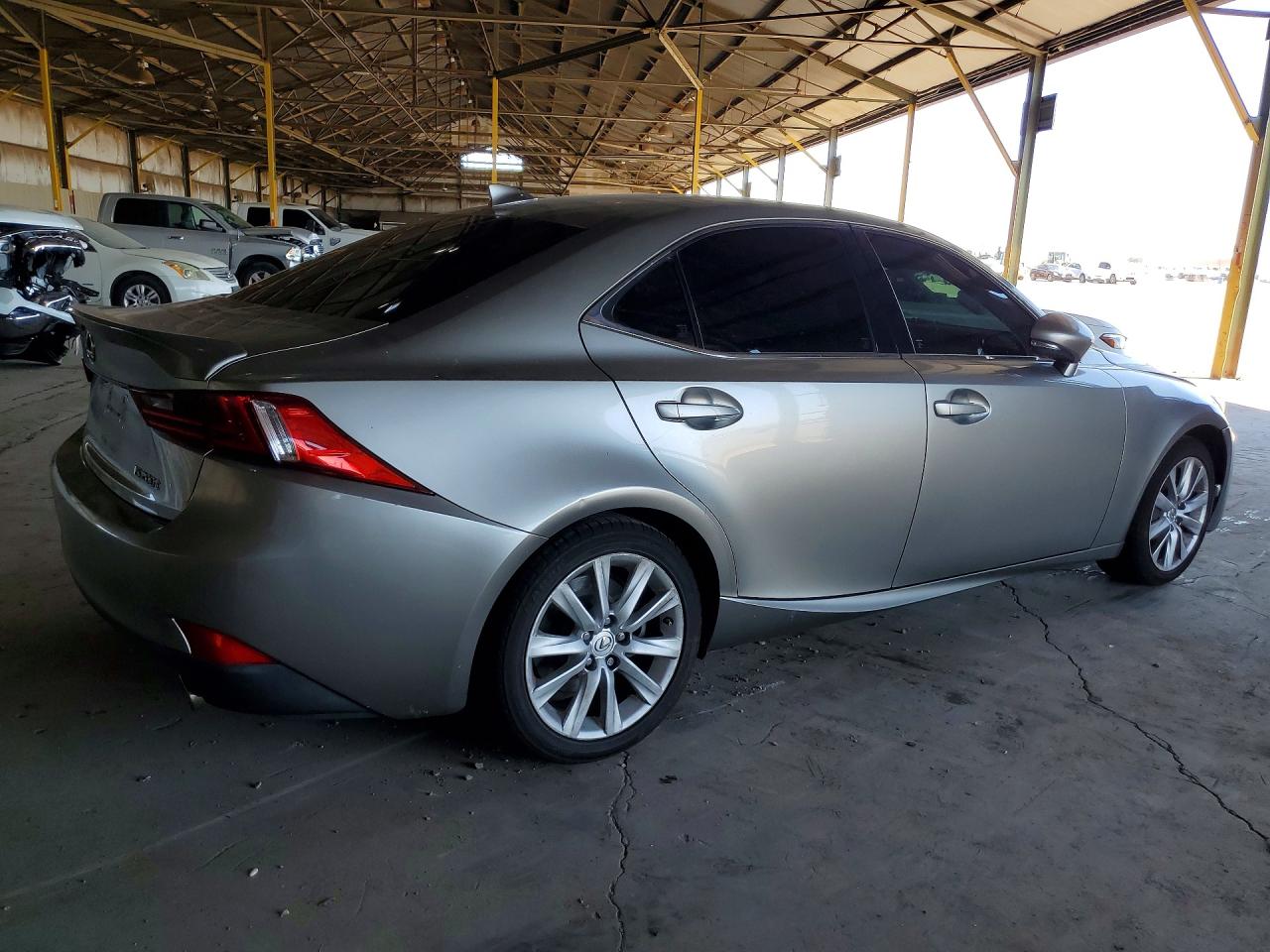 2016 LEXUS IS 200T — снимка 3