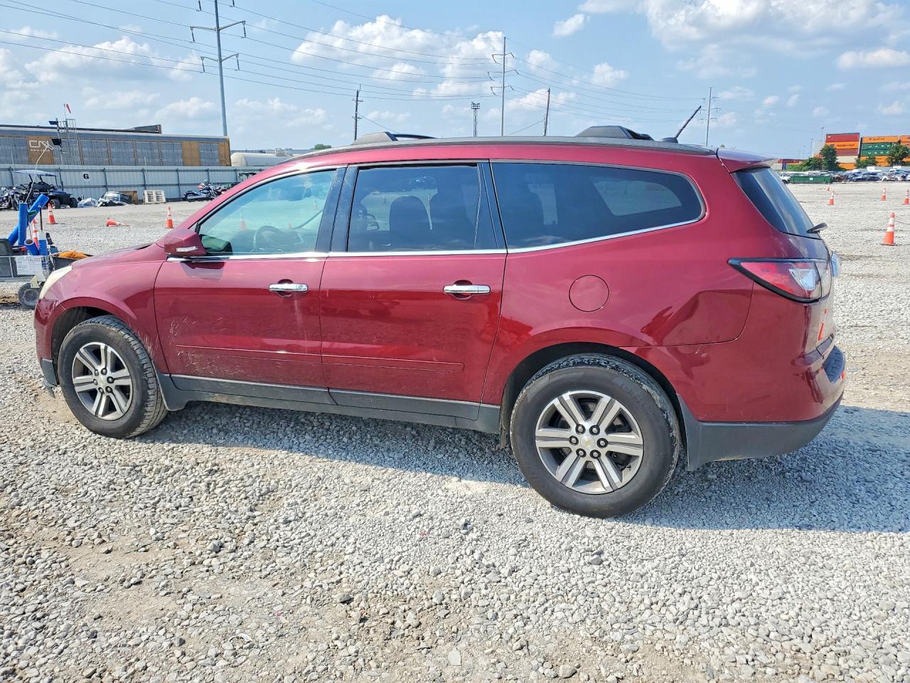 2015 CHEVROLET TRAVERSE LT — снимка 2
