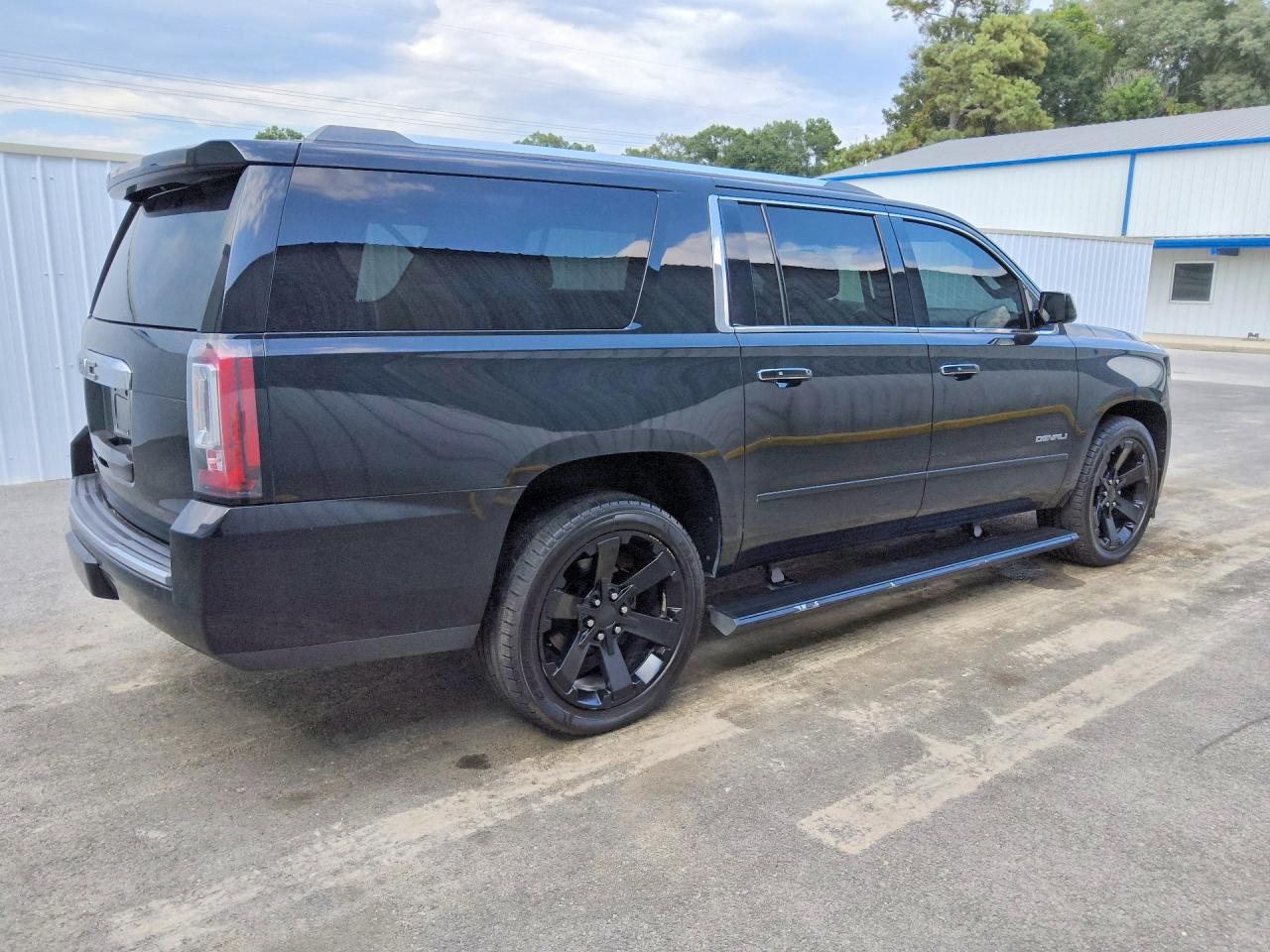 2016 GMC YUKON XL DENALI — снимка 3