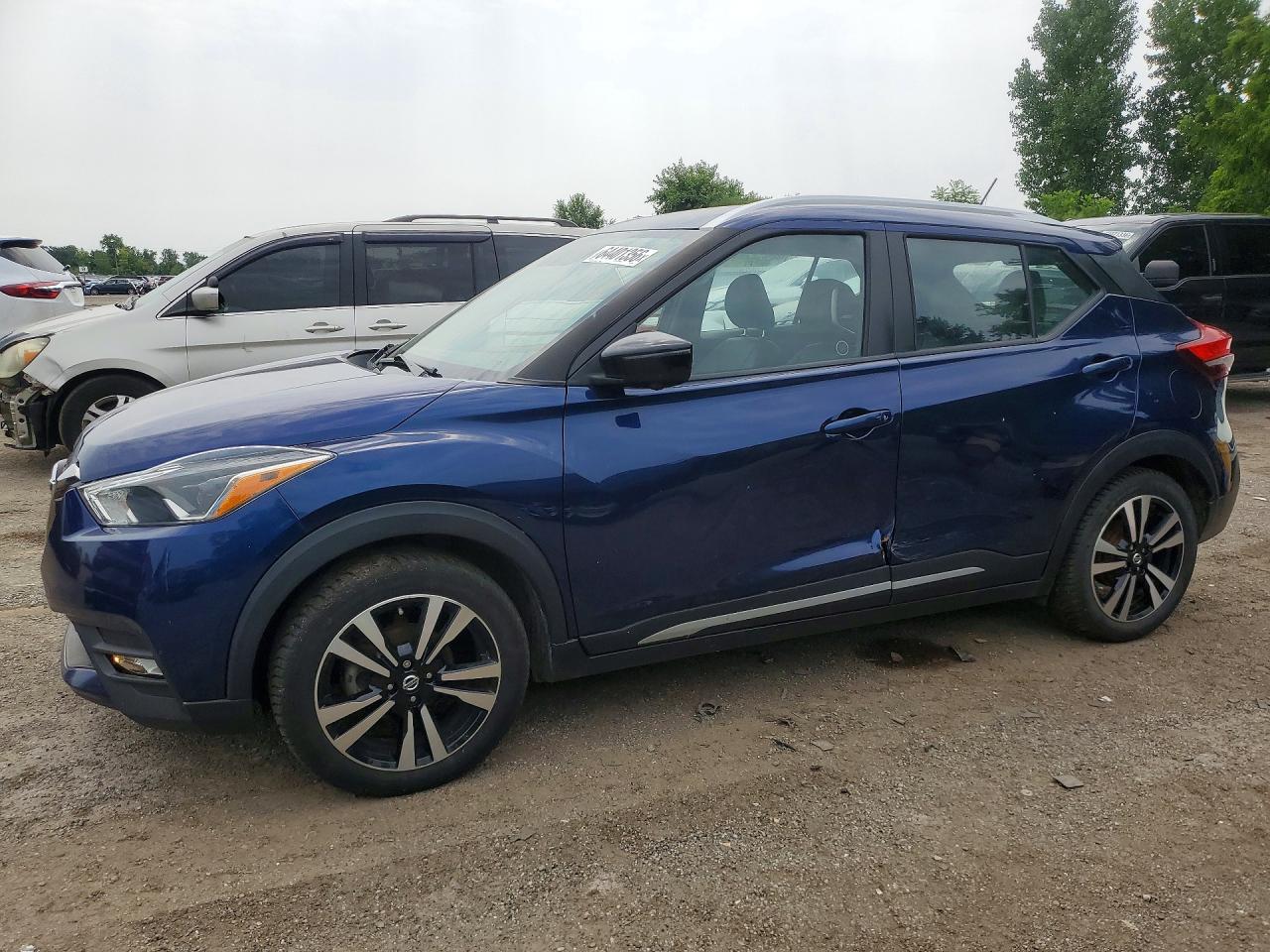 2019 NISSAN KICKS S