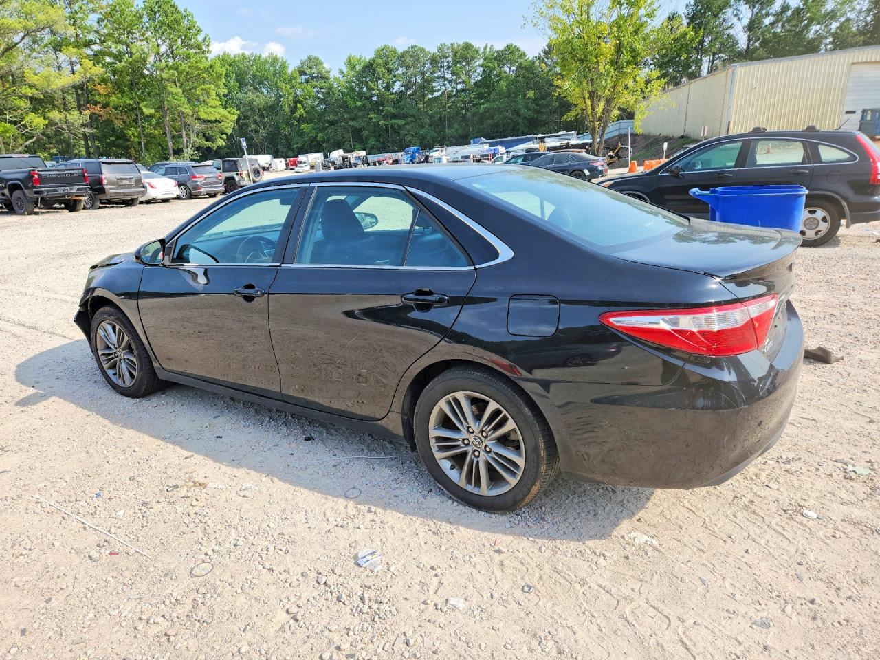 2015 TOYOTA CAMRY SE — снимка 2