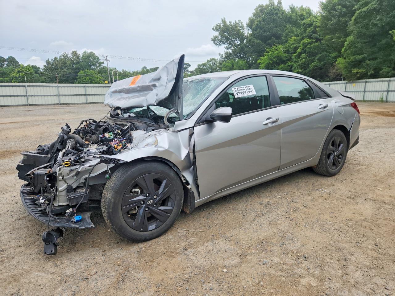 2022 HYUNDAI ELANTRA SEL