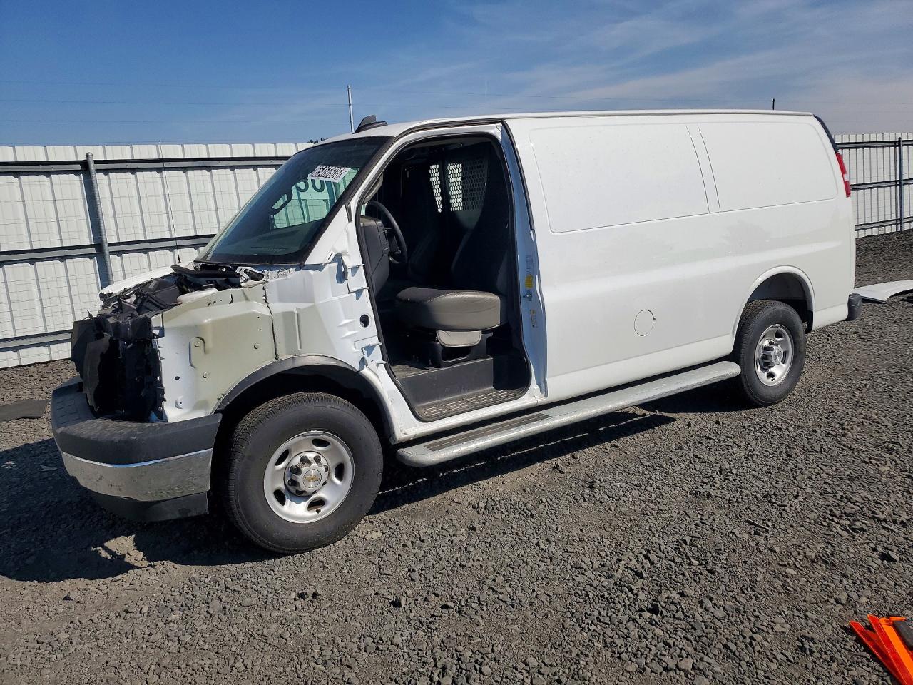 2025 CHEVROLET EXPRESS G2500