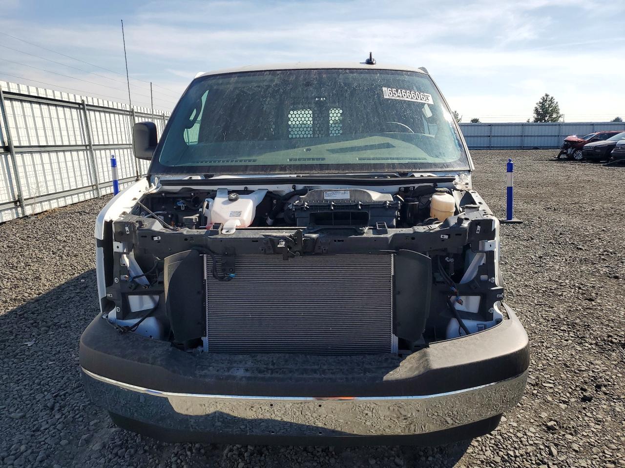 2025 CHEVROLET EXPRESS G2500 — снимка 5