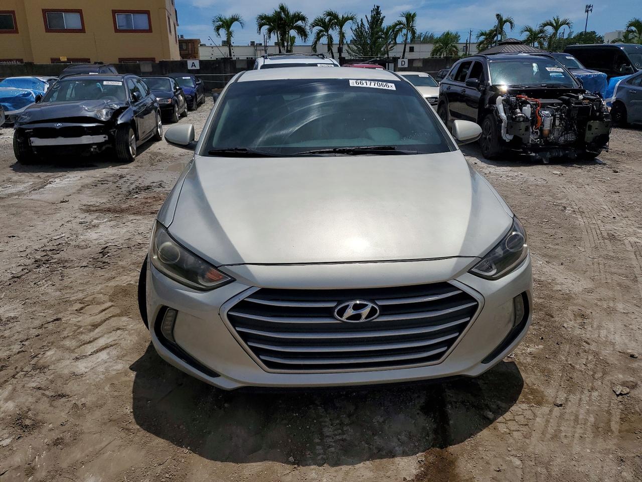 2017 HYUNDAI ELANTRA SE — снимка 5