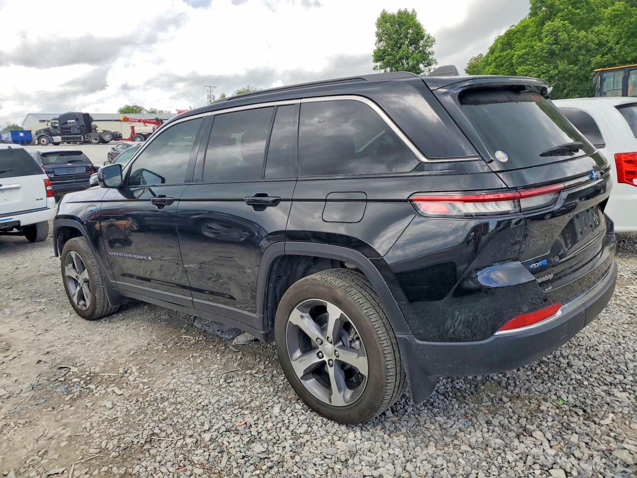 2024 JEEP GRAND CHEROKEE LIMITED 4XE — снимка 2