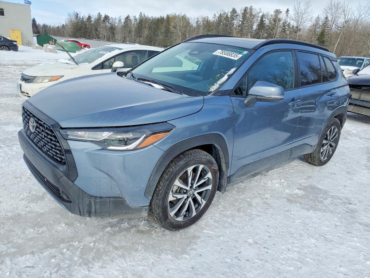 2024 TOYOTA COROLLA CROSS LE