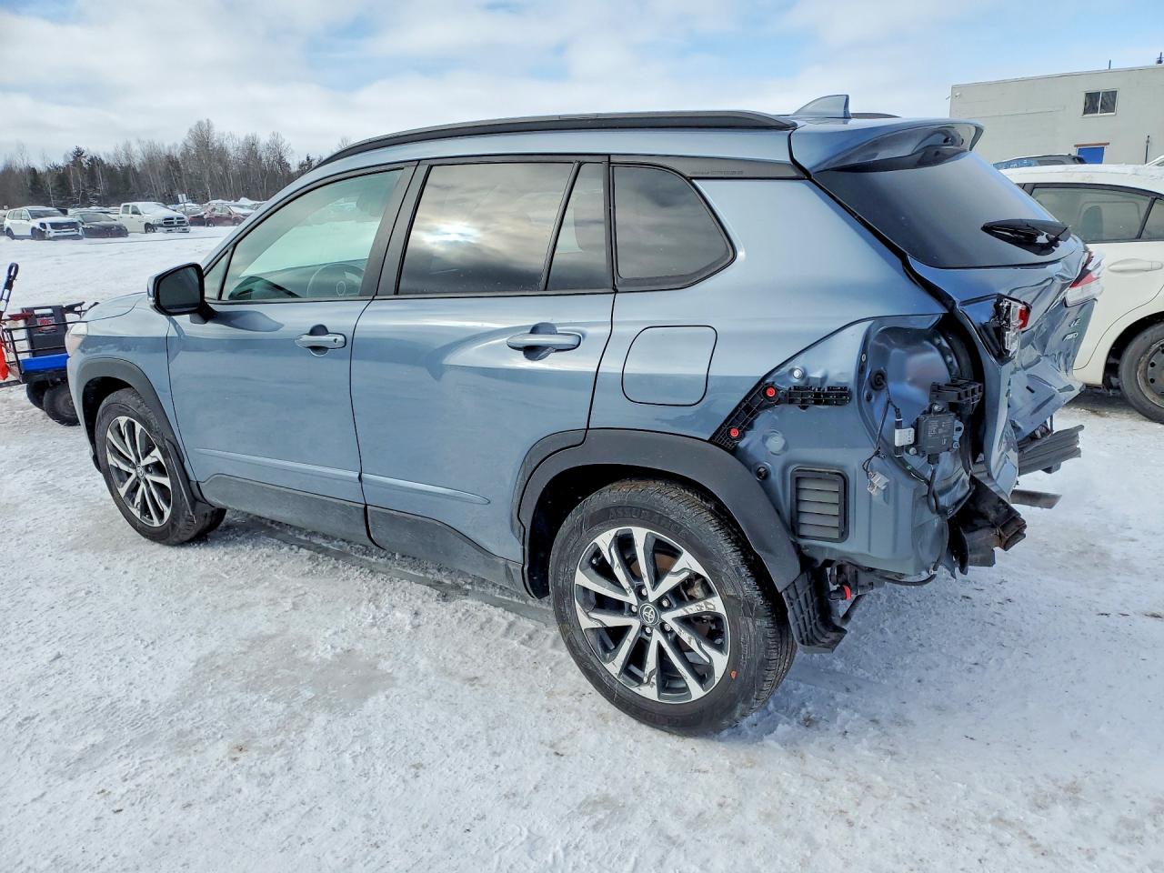 2024 TOYOTA COROLLA CROSS LE — снимка 2