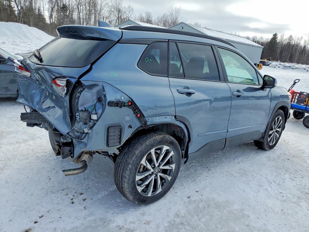 2024 TOYOTA COROLLA CROSS LE — снимка 3