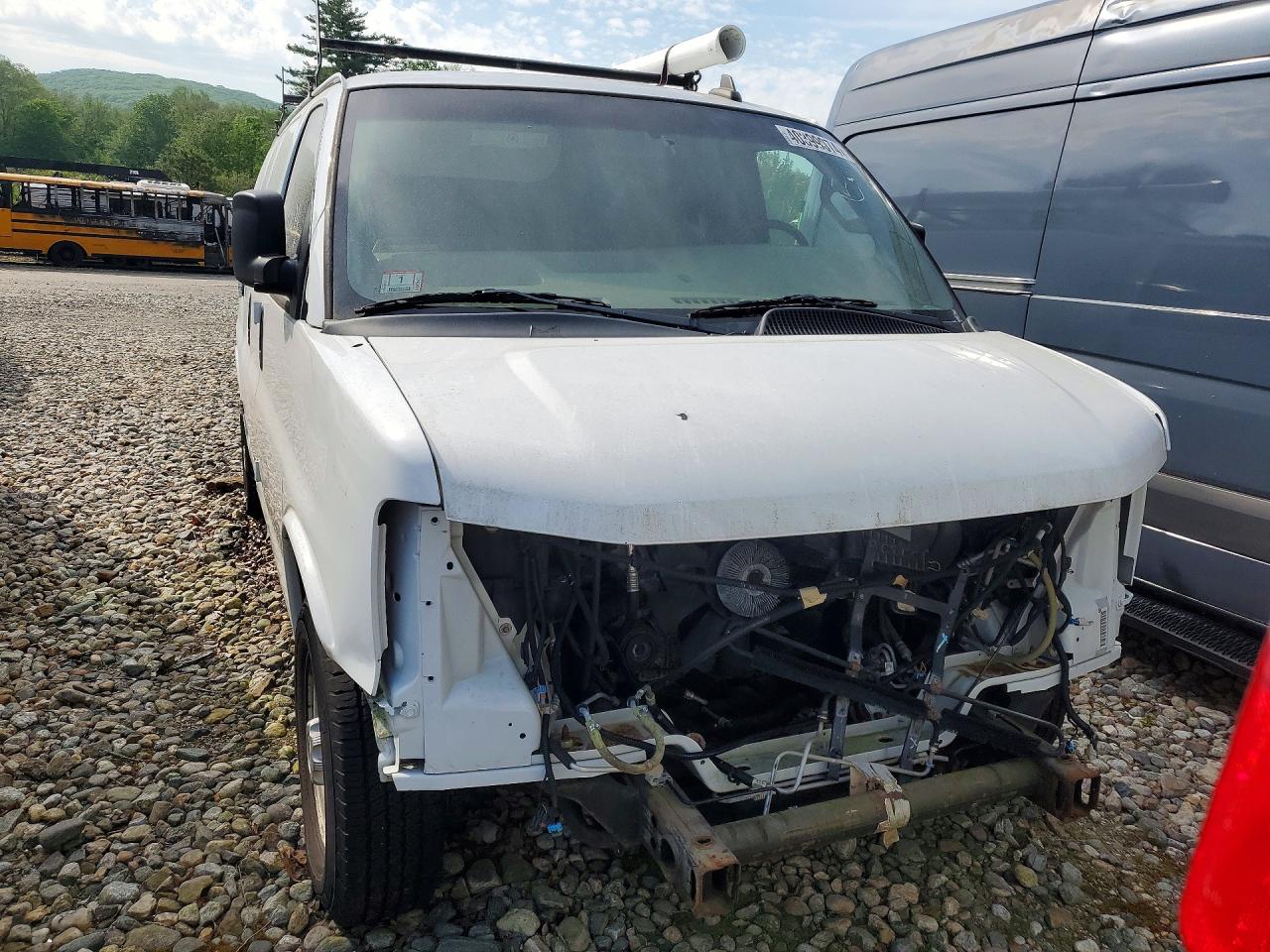 2020 CHEVROLET EXPRESS G2500 — снимка 5