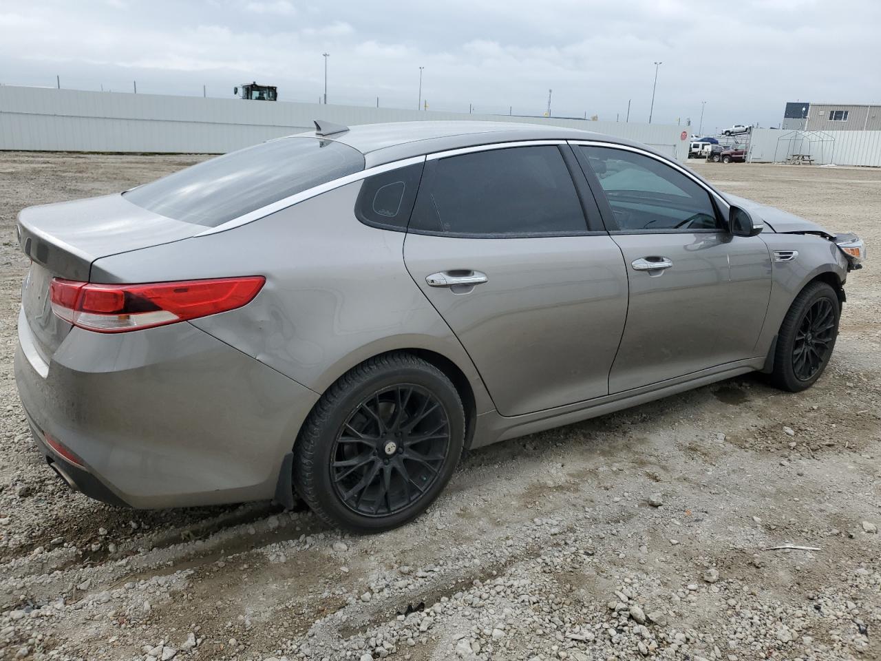 2017 KIA OPTIMA LX — снимка 3