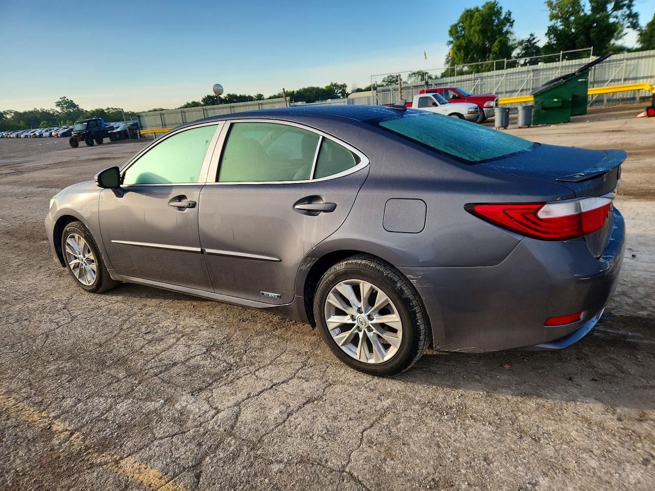 2014 LEXUS ES 300H — снимка 2