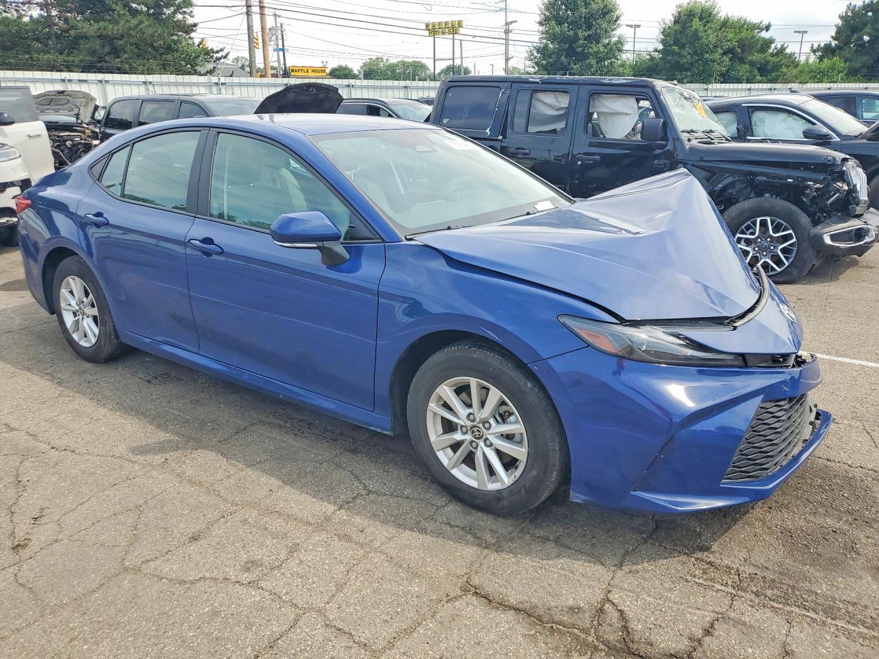 2025 TOYOTA CAMRY LE — снимка 4