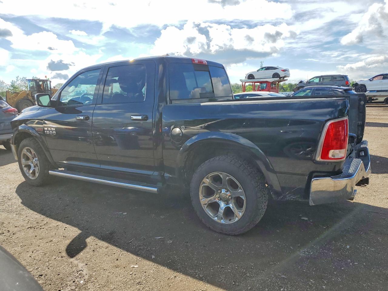 2017 RAM 1500 LARAMIE — снимка 2